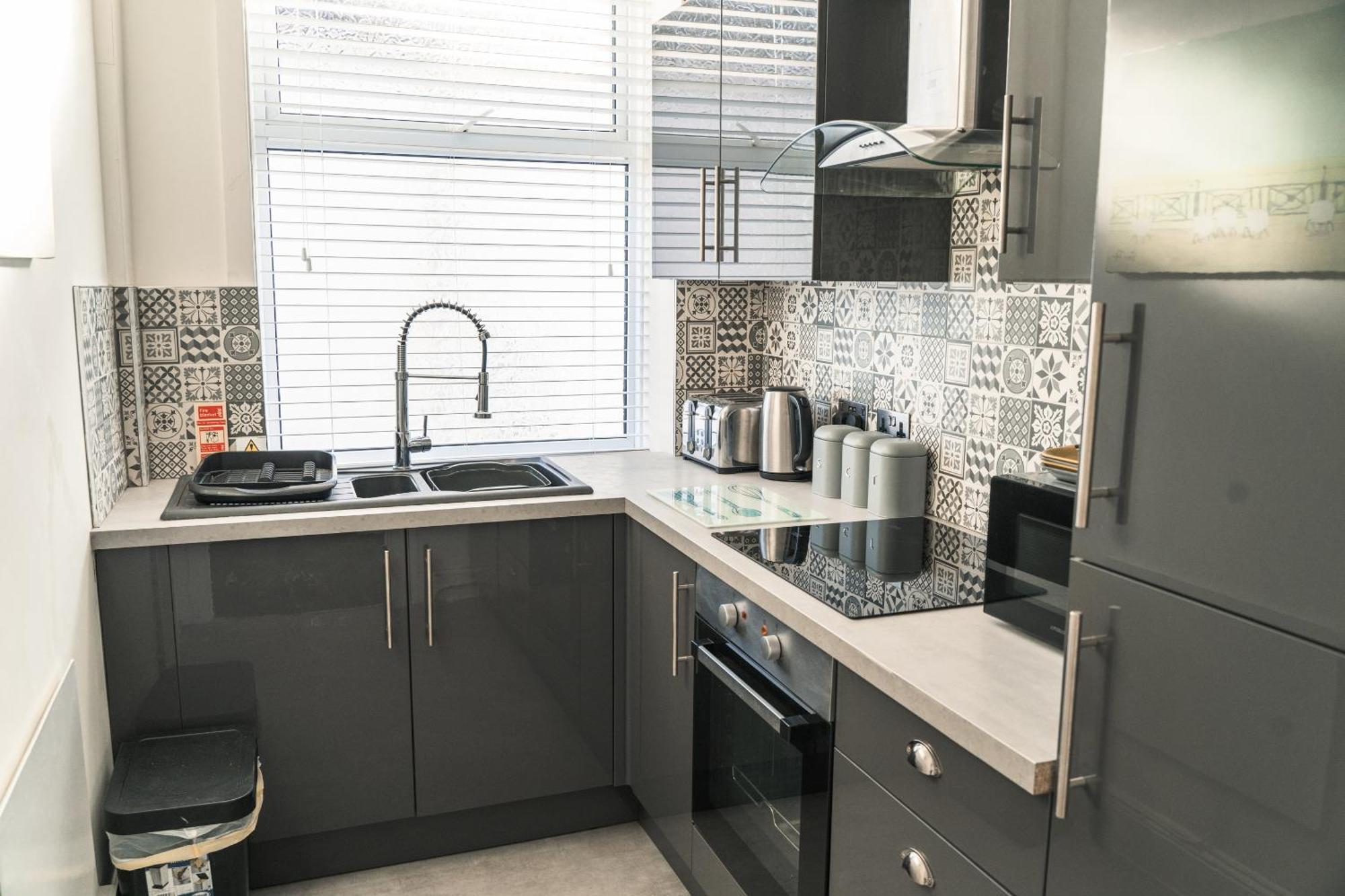Beachmount Holiday Apartments Колвин Бэй Экстерьер фото