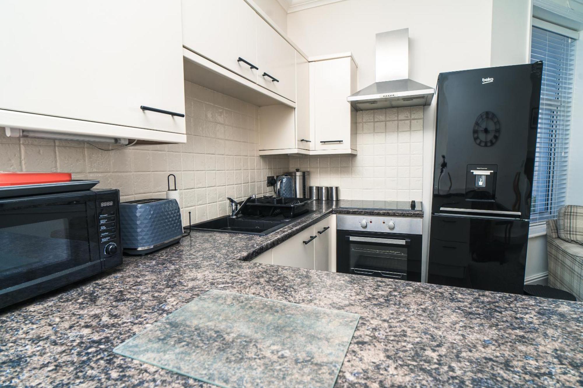 Beachmount Holiday Apartments Колвин Бэй Экстерьер фото